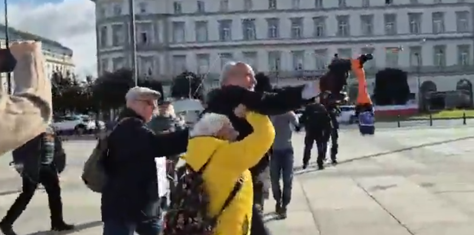 Macierewicz w ogniu krytyki!